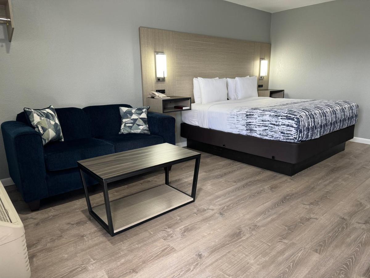 Copper Manor Motel シルヴァーシティ エクステリア 写真