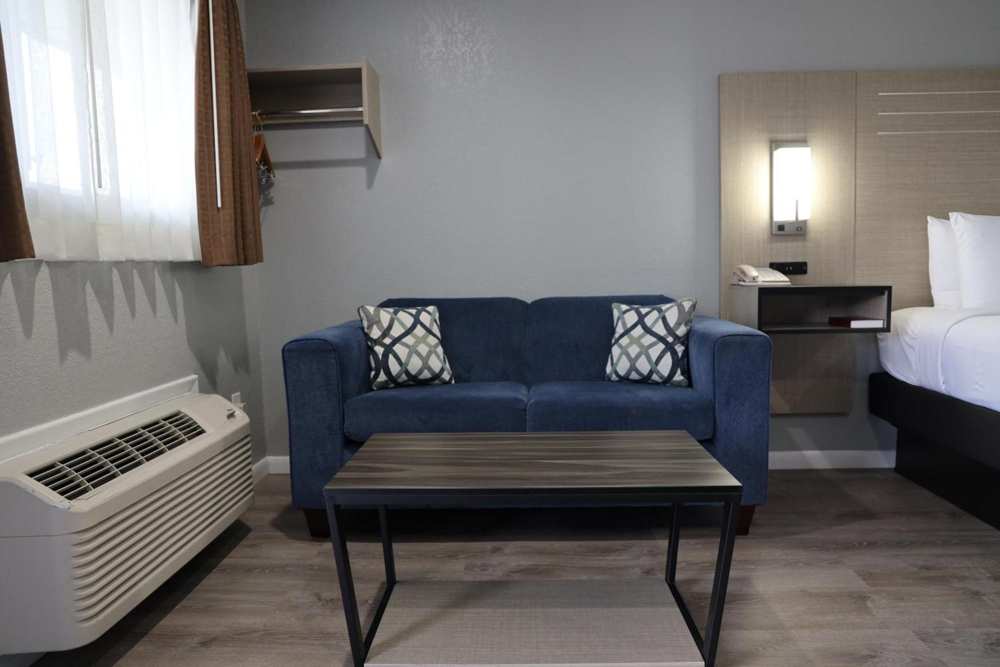 Copper Manor Motel シルヴァーシティ エクステリア 写真