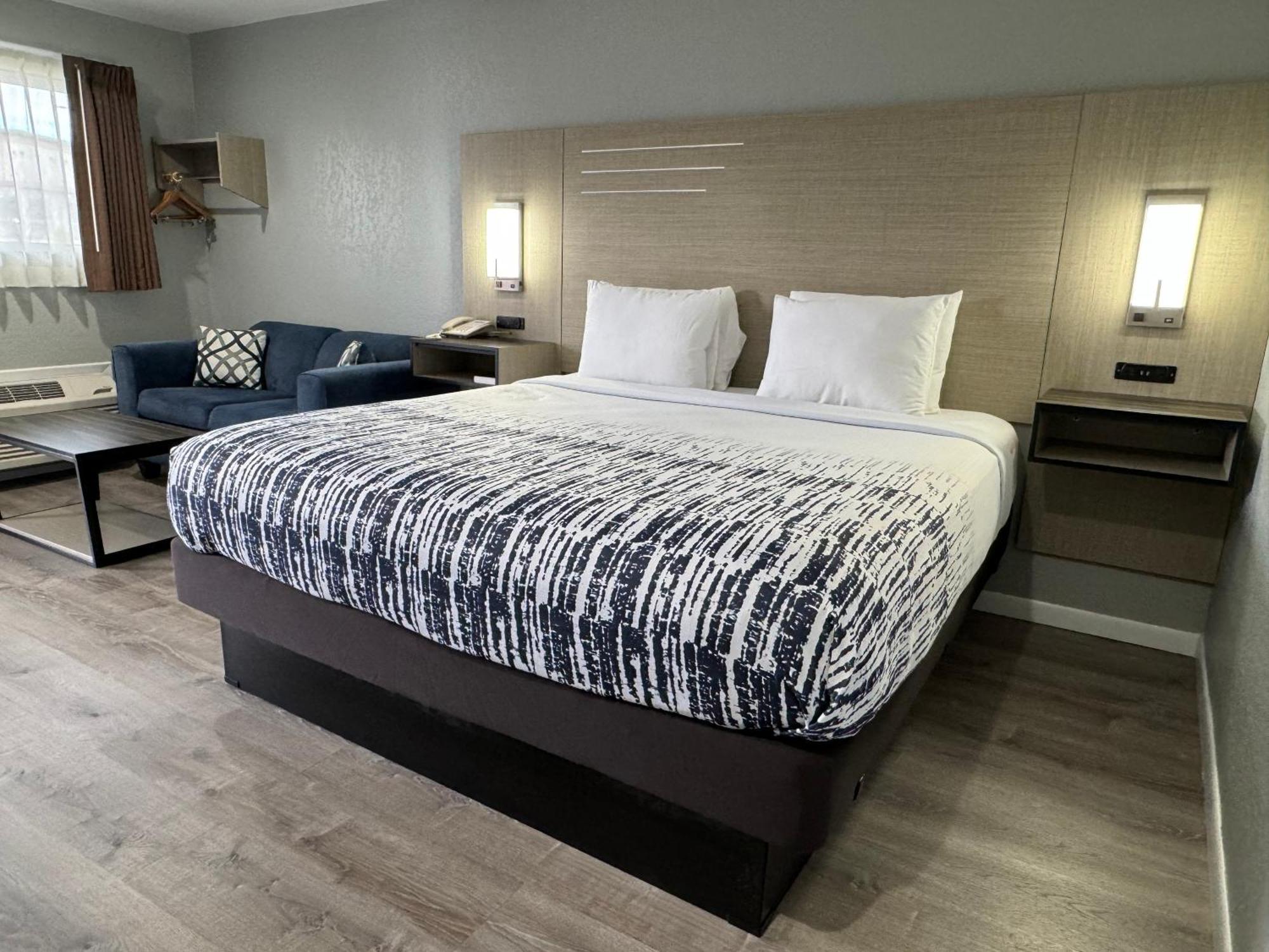 Copper Manor Motel シルヴァーシティ エクステリア 写真